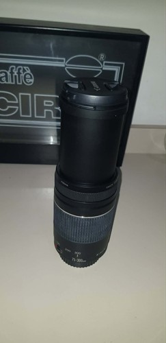 Zoom canon 300mm 4 - zoom, 75-300mm